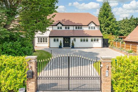 6 bedroom detached house for sale, Longaford Way, Hutton Mount, Brentwood