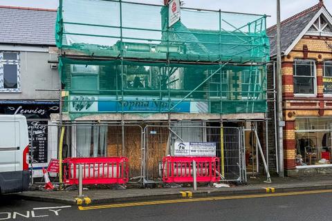 undefined, Flat 20 College Street, Ammanford, Dyfed, SA18 3AF