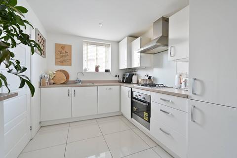 3 bedroom semi-detached house for sale, Woodwhite Way, Hemel Hempstead, HP2