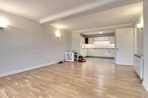 2 bedroom apartment to rent, Sheering Lower Road, Sawbridgeworth, CM21