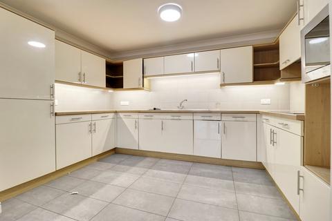 2 bedroom apartment to rent, Sheering Lower Road, Sawbridgeworth, CM21