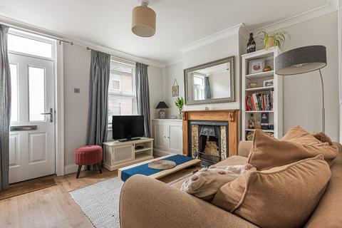 2 bedroom terraced house to rent, Eldon Street, Berkshire RG1