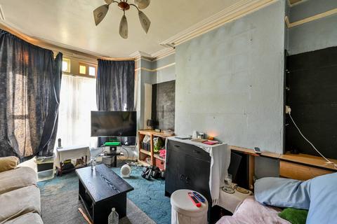 3 bedroom semi-detached house for sale, Howard Road KT3, New Malden, KT3