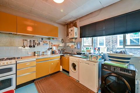 3 bedroom semi-detached house for sale, Howard Road KT3, New Malden, KT3
