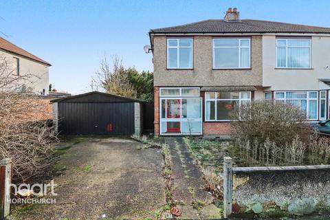 3 bedroom semi-detached house for sale, Devonshire Road, Hornchurch