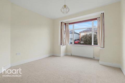 3 bedroom semi-detached house for sale, Devonshire Road, Hornchurch