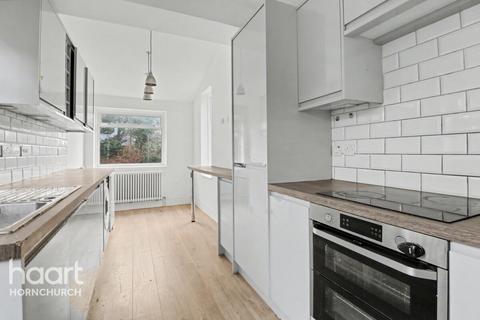 3 bedroom semi-detached house for sale, Devonshire Road, Hornchurch