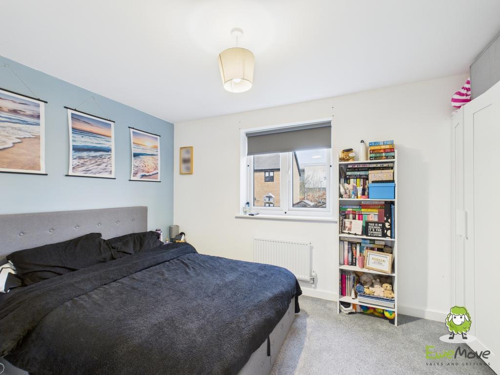 Ewe Move Estate Agents Basingstoke -Bloxham Close -