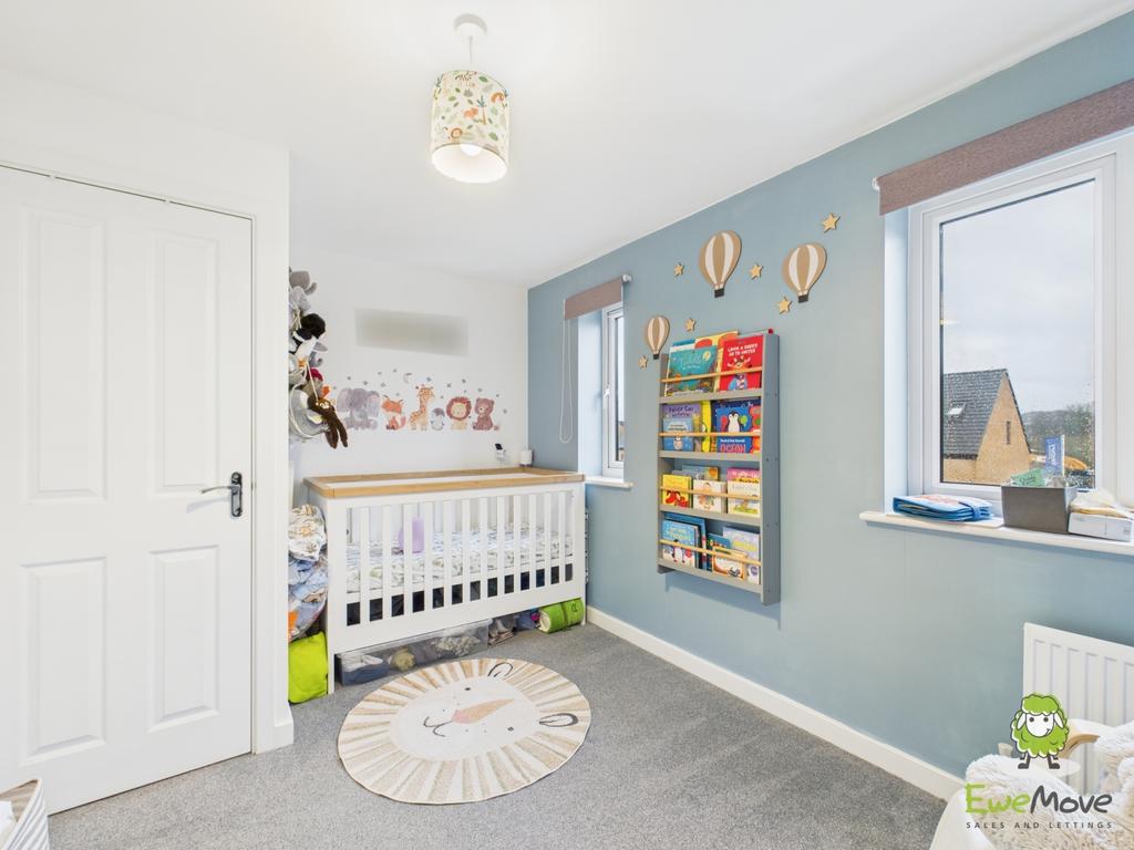 Ewe Move Estate Agents Basingstoke -Bloxham Close -