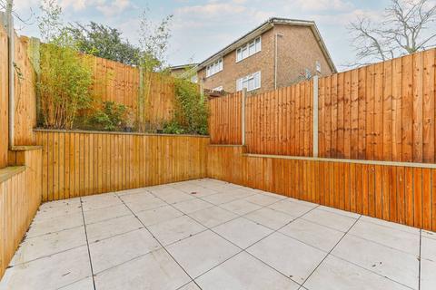 4 bedroom terraced house to rent, Ravensdale Gardens, Crystal Palace, London, SE19
