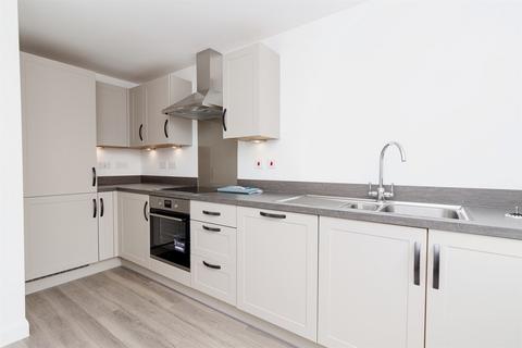 3 bedroom semi-detached house to rent, Nuneaton CV10