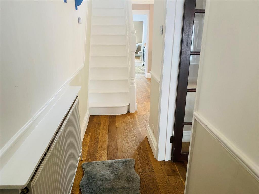 214 holmesdale 8.jpg