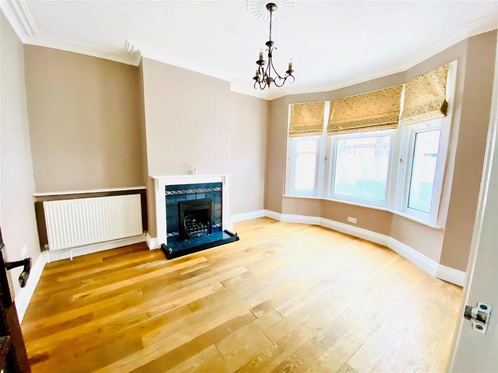 214 holmesdale road 7.jpg