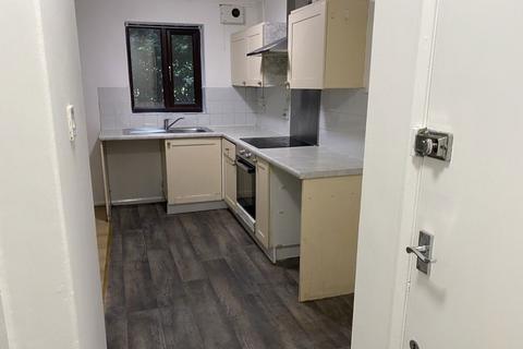 2 bedroom flat to rent, Monument Court, Eastfield, Peterborough, PE1 4NB