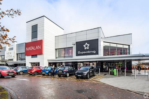 Retail property (high street) to rent, 17-23 Coliseum Way Ellesmere Port CH65 9HD