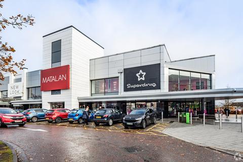 Retail property (high street) to rent, 17-23 Coliseum Way Ellesmere Port CH65 9HD
