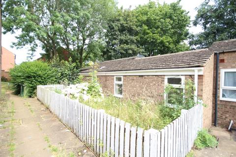 2 bedroom semi-detached house to rent, Sandpiper Lane, Wellingborough, Northamptonshire, NN8
