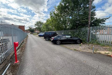 Factory to rent, Oakridge Rd High Wycombe HP11 2PF