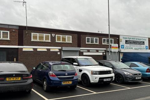 Industrial development to rent, 27A-30 Great Hollands Sq Bracknell RG12 8UX