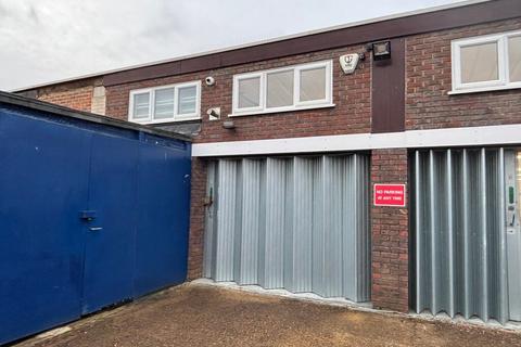 Industrial development to rent, 27A-30 Great Hollands Sq Bracknell RG12 8UX