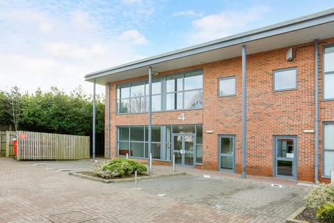 Office to rent, White Lion Rd Amersham HP7 9FB