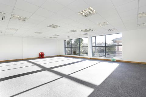 Office to rent, White Lion Rd Amersham HP7 9FB