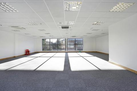 Office to rent, White Lion Rd Amersham HP7 9FB