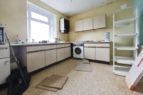 Industrial unit for sale, Pontypool Vets, 48 George Street, Pontypool, Gwent, NP4 6BY