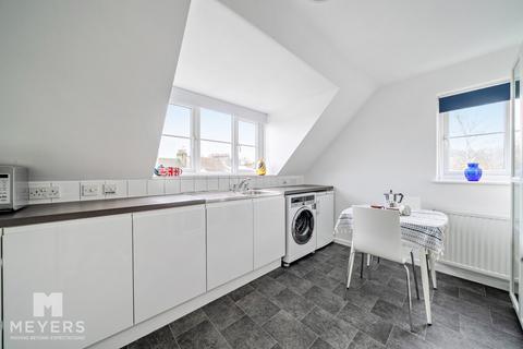 2 bedroom apartment for sale, palace Court, Dorchester, DT1 1