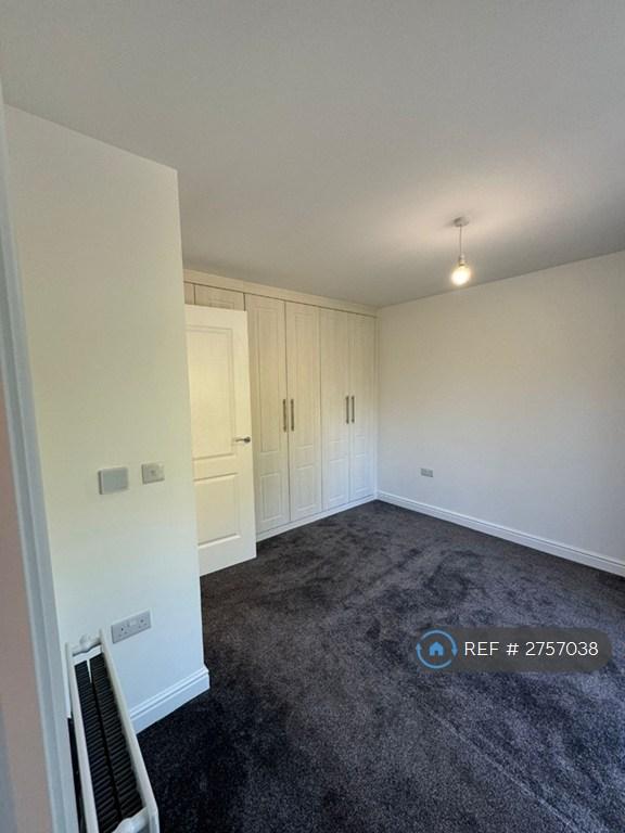 Ensuite Bedroom