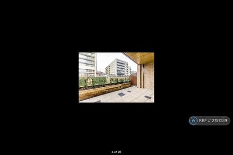 3 bedroom flat to rent, Pheonix Works, London, E1