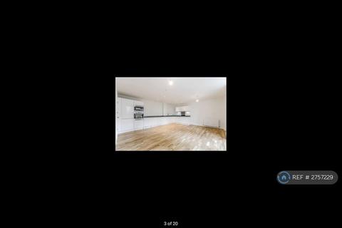 3 bedroom flat to rent, Pheonix Works, London, E1