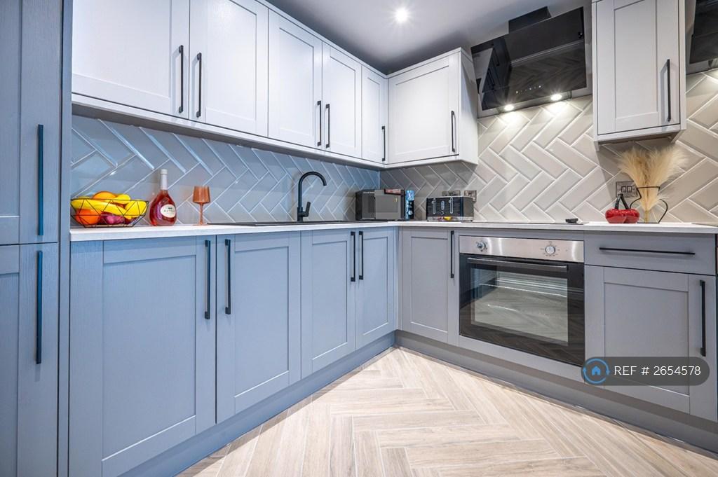 Communal Kitchen