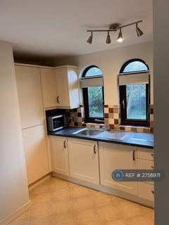 2 bedroom flat to rent, The Drive, Peterborough, PE3