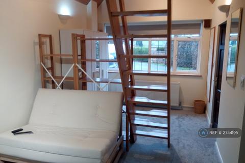 1 bedroom in a house share to rent - Prestbury, Cheltenham, GL52