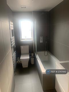 2 bedroom flat to rent, Eastway, London, E9