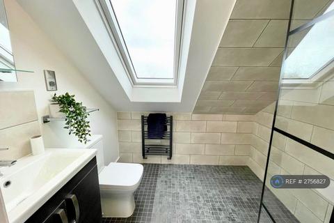 1 bedroom in a house share to rent, London, London, SE6
