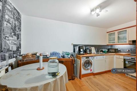 1 bedroom flat to rent, Christchurch, Richmond, TW9