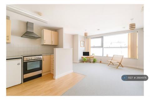 1 bedroom flat to rent, Spring Gardens, Swindon, SN1