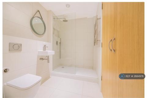 1 bedroom flat to rent, Spring Gardens, Swindon, SN1