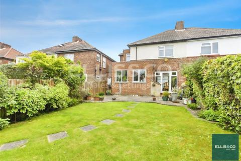 Cheviot Gardens, Cricklewood, NW2