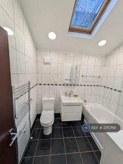 2 bedroom semi-detached house to rent, Wembury Mews, London, N6