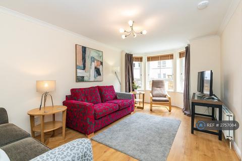 2 bedroom flat to rent, Dicksonfield, Edinburgh, EH7