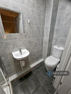 1 bedroom in a house share to rent, Harefield Road, Coventry, CV2