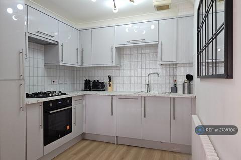 2 bedroom flat to rent, Victoria Road, Glasgow, G42