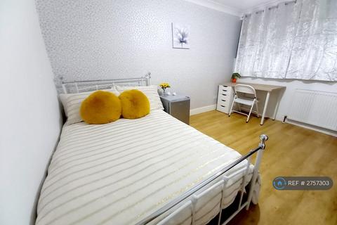 undefined, Trindehay, Basildon, SS15