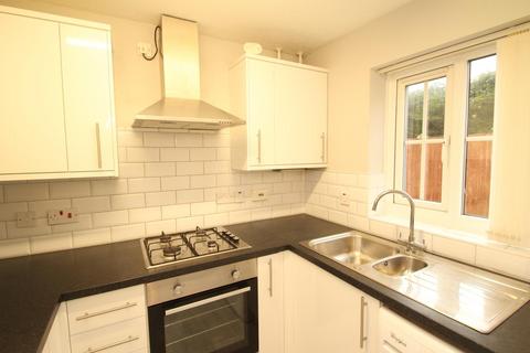 3 bedroom house to rent, Beechwood Court, Leeds, West Yorkshire, UK, LS16