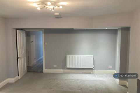 2 bedroom flat to rent, Waverley Grove, Southsea, PO4
