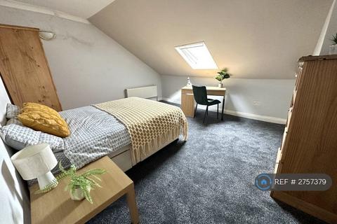 1 bedroom in a house share to rent, Palmerston Road, Southsea, PO5