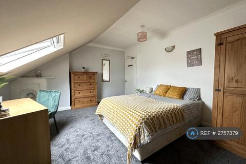1 bedroom in a house share to rent, Palmerston Road, Southsea, PO5
